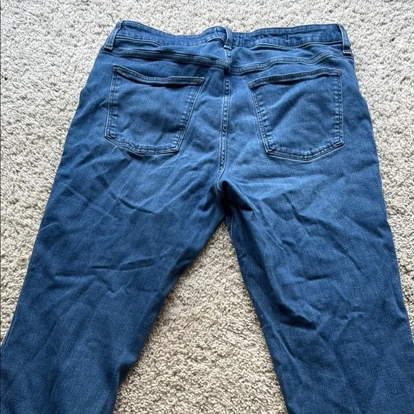 Universal Thread Blue Straight Leg Jeans - Picture 6 of 9